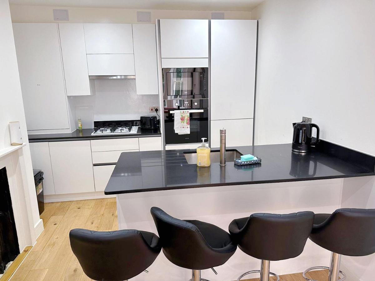 Massive Flat Near Greenwich Park London