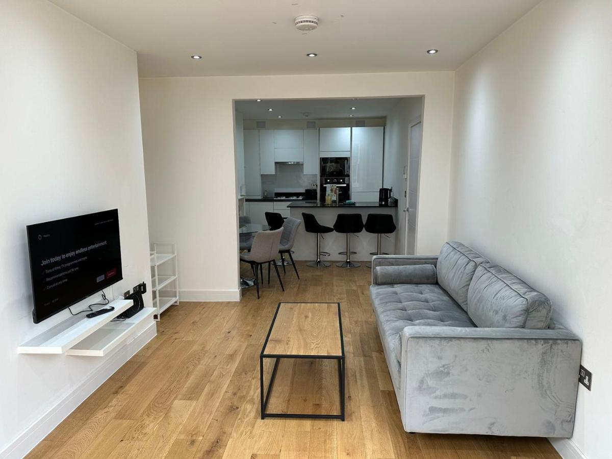 Massive Flat Near Greenwich Park *