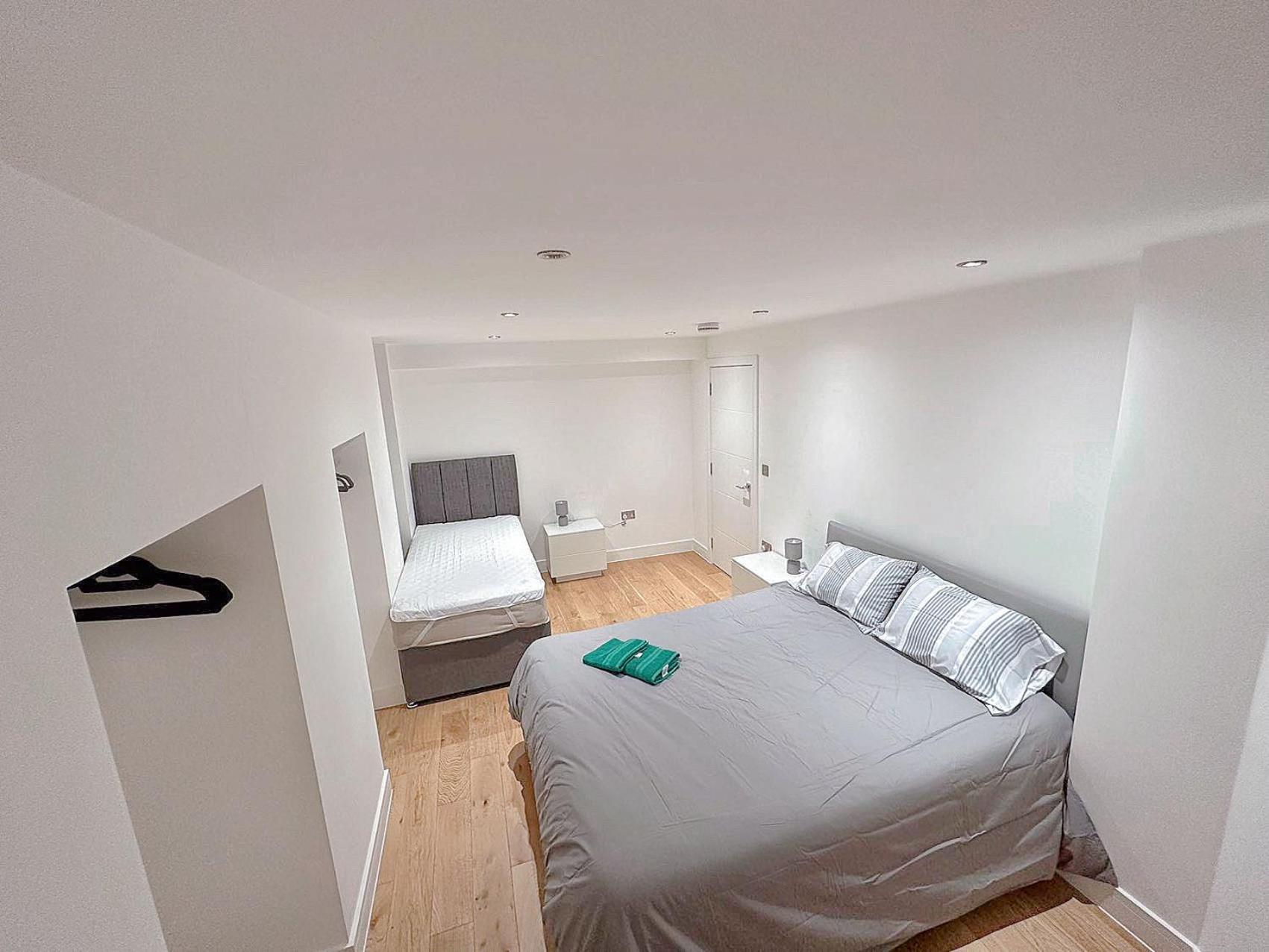 Massive Flat Near Greenwich Park Apartment