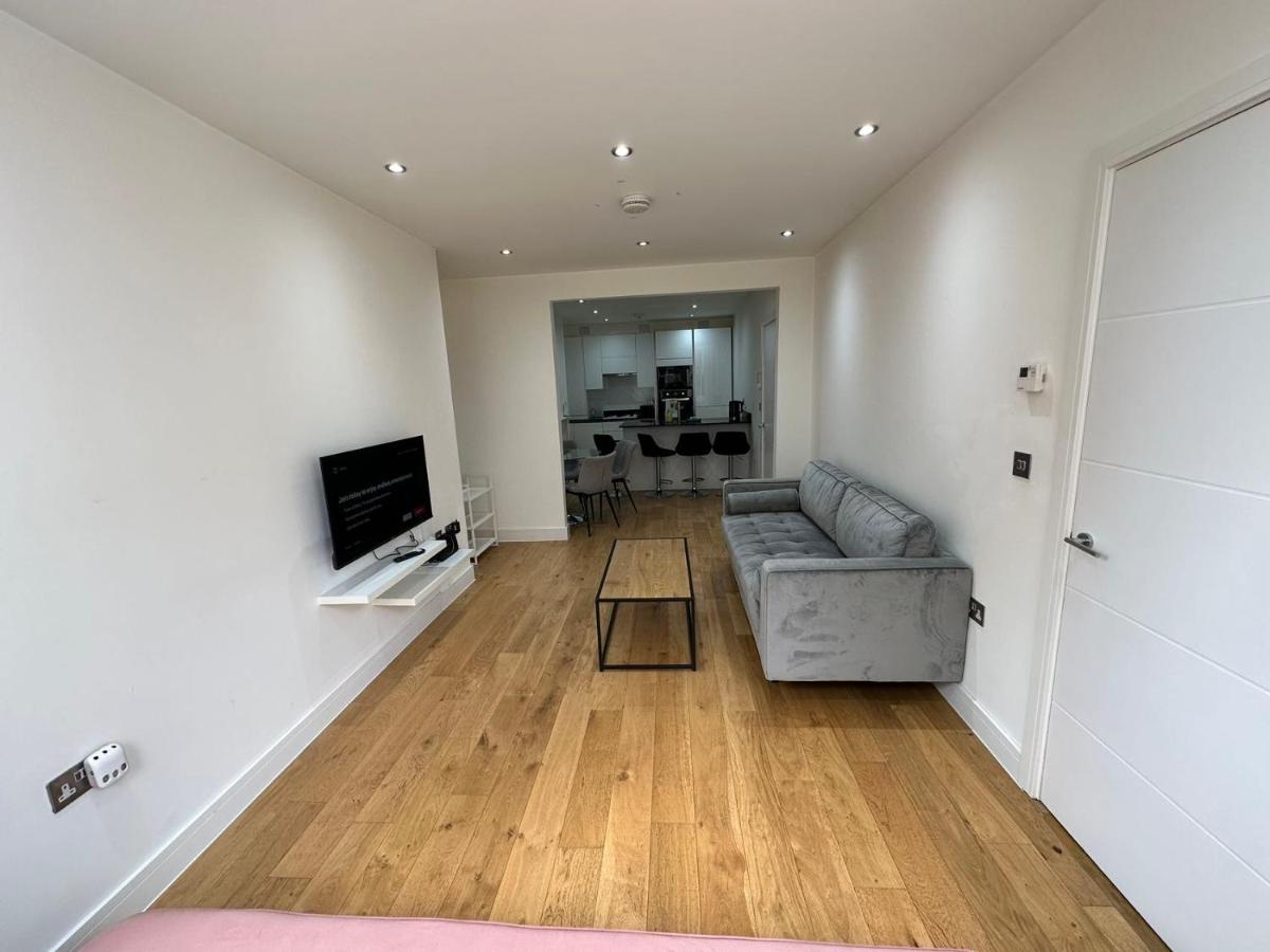 Massive Flat Near Greenwich Park